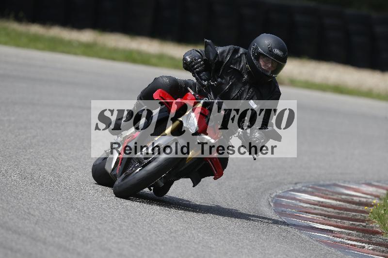 /27 12.06.2025 Ducati Schweiz Trackday Warmup  ADR/gruen-vert/ohne